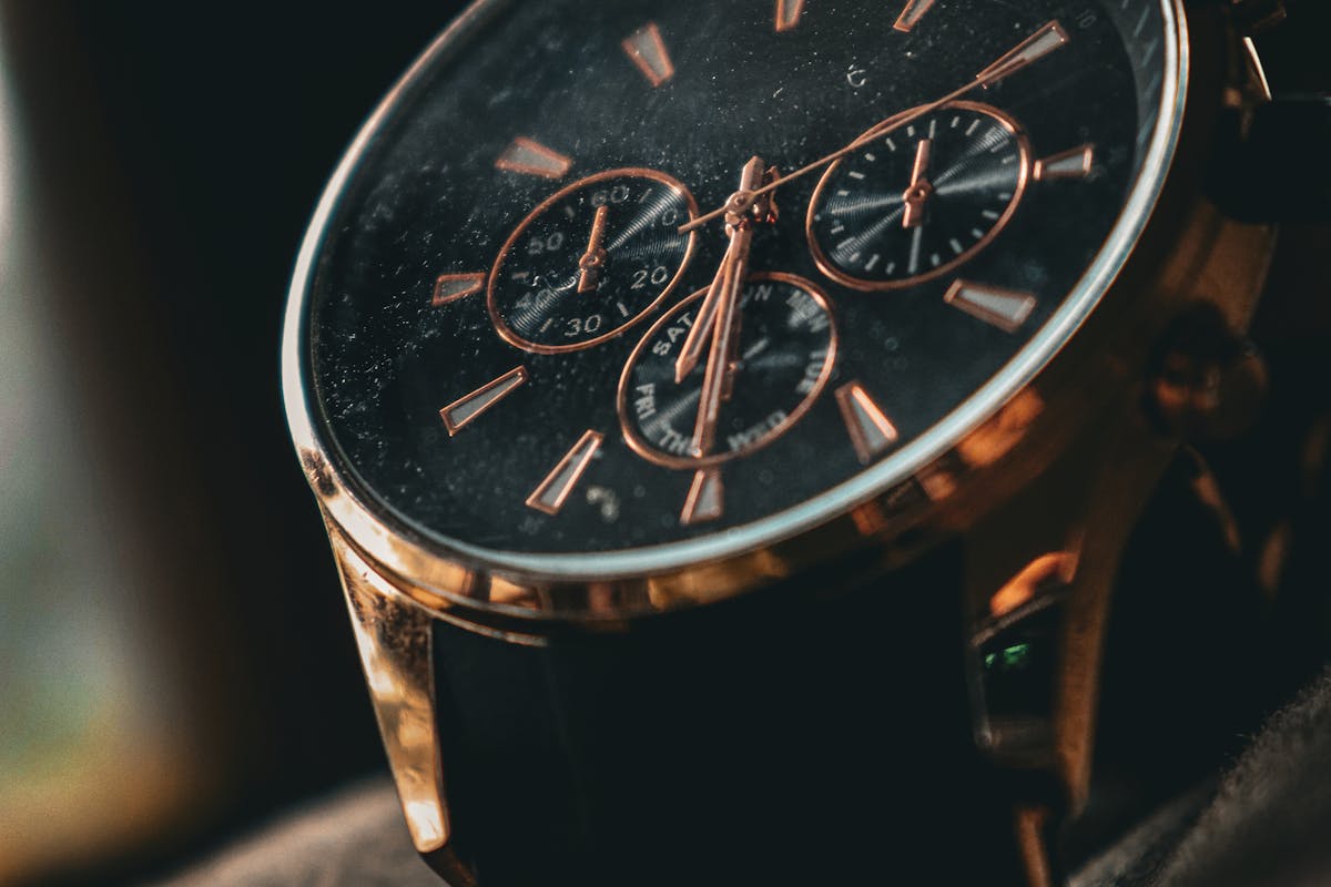 Rolex Submariner — Skill Question Required